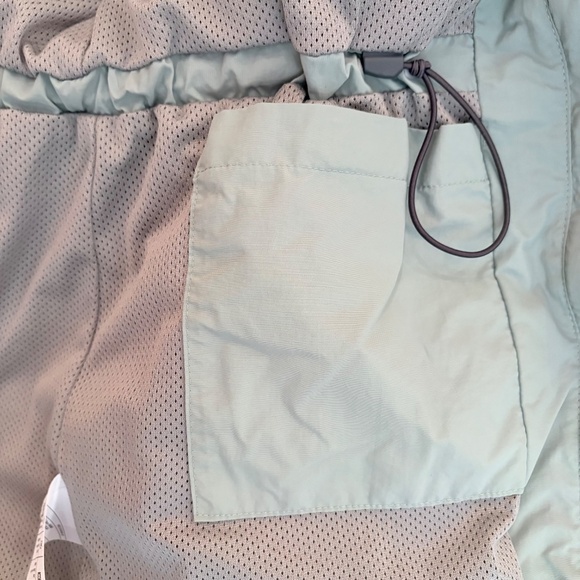 Carhartt Rain Defender Lightweight Women’s Coat Size S Light Green - Picture 6 of 7